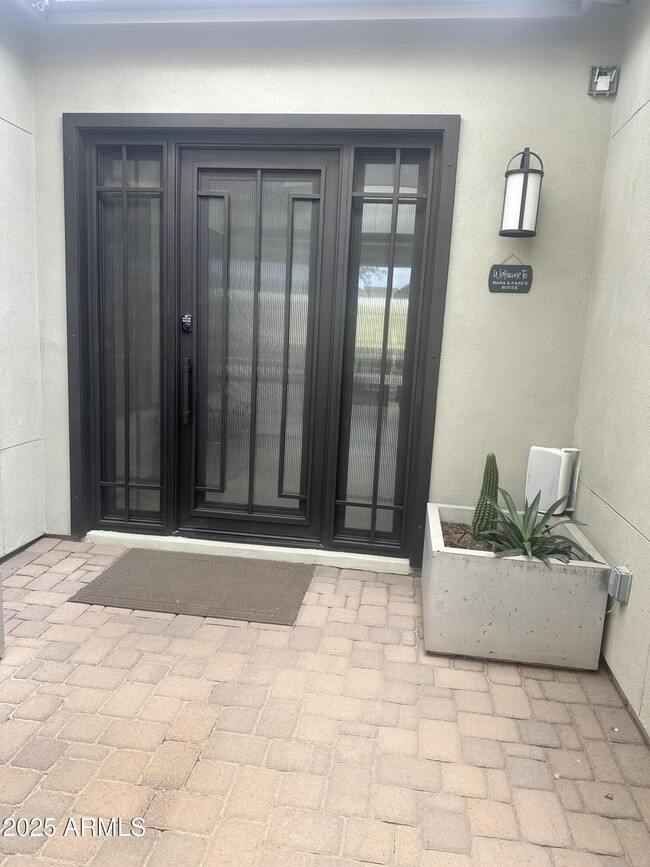 Building Photo - 4571 S Pinaleno Dr