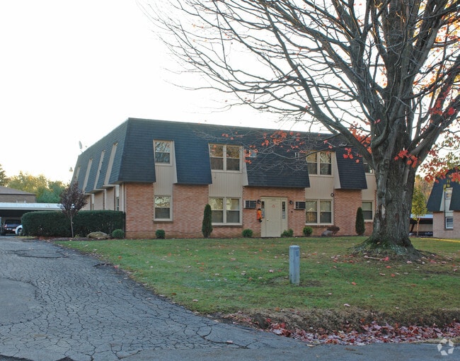 5049 Aravesta Ave 5049 Aravesta Ave Boardman OH 44512 Apartment Finder