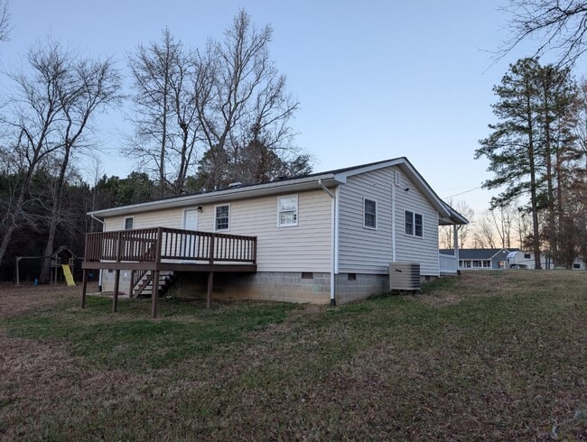 Building Photo - 8700 Doss Rd