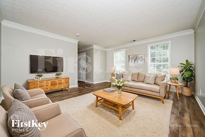 Building Photo - 2143 Silva Dr