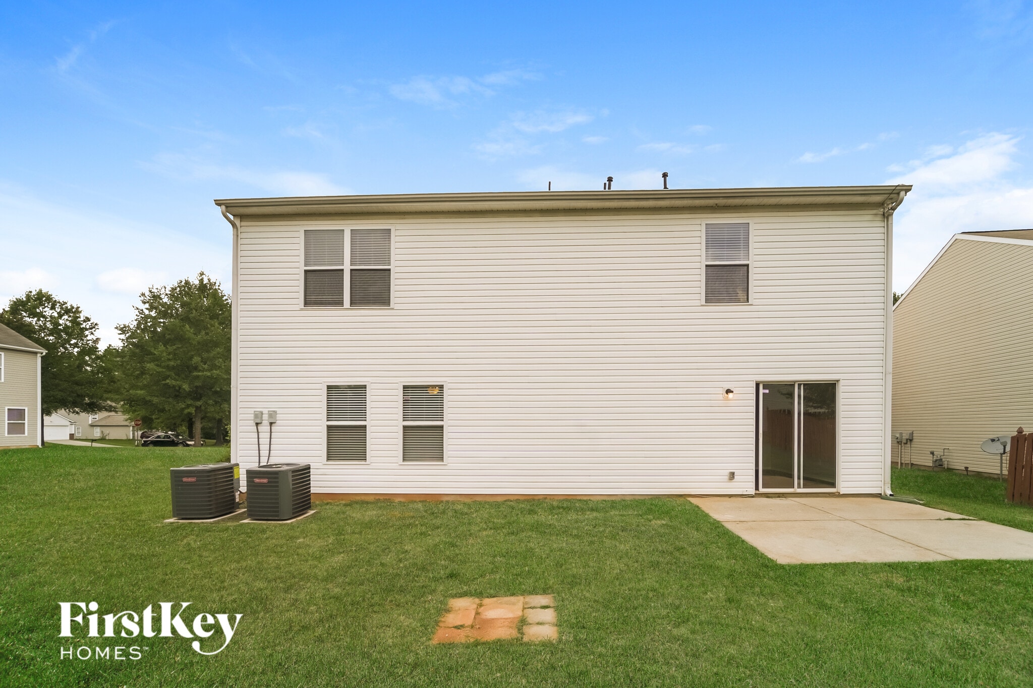 Building Photo - 4031 Larkhaven Village Dr