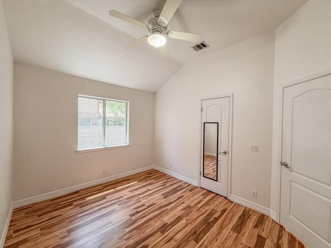 Building Photo - 16908 Cactus Blossom Dr