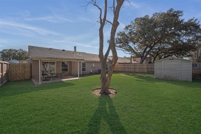 Building Photo - 13715 Ludgate Pass