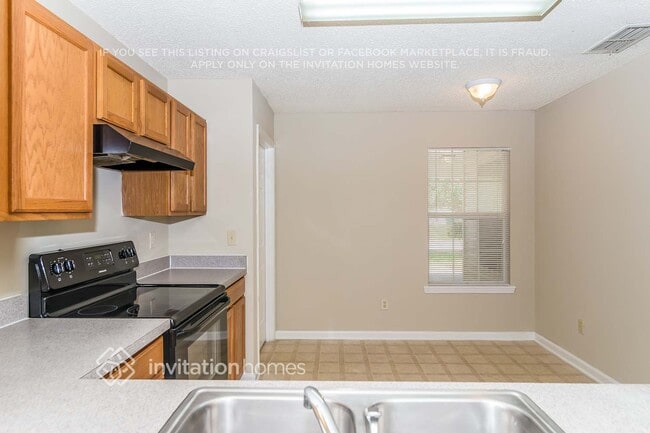 Building Photo - 11114 Stanley Steamer Ln