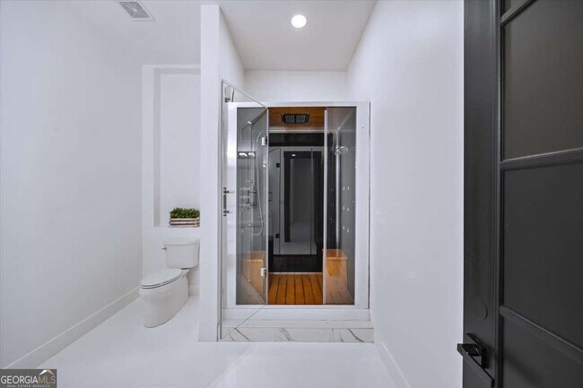 Building Photo - 3040 Wallace Cir SE