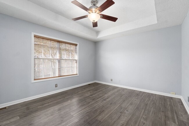 Building Photo - 3832 Cannondale Dr