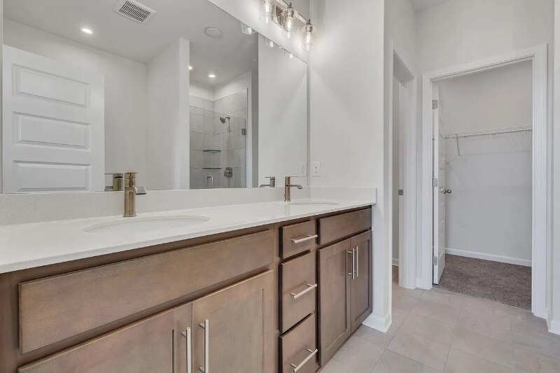 Building Photo - 603 Clb Vw Wy