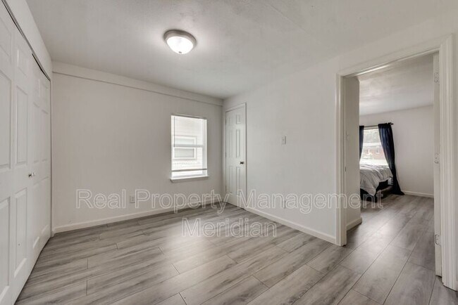 Building Photo - 1402 Randolph St