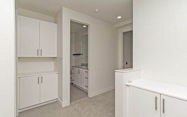 Building Photo - 3138 Asto Pl