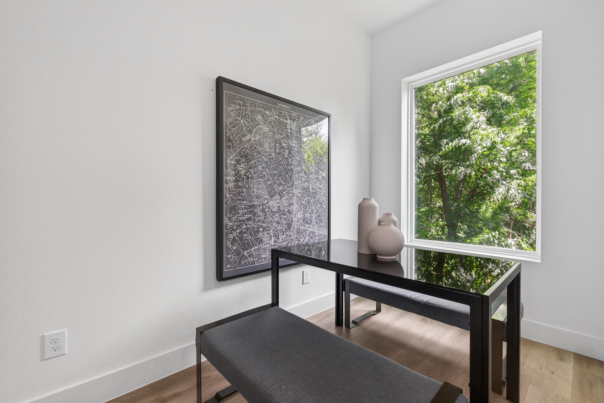 Dinning Area - 523 Schweikhardt St