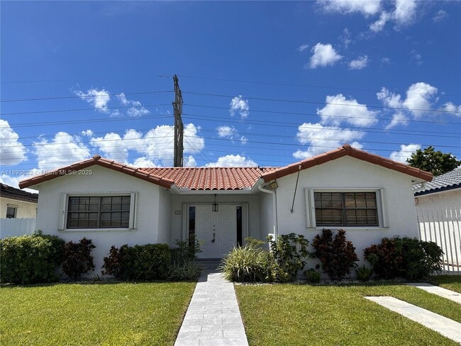 Primary Photo - 3952 SW 136th Ave