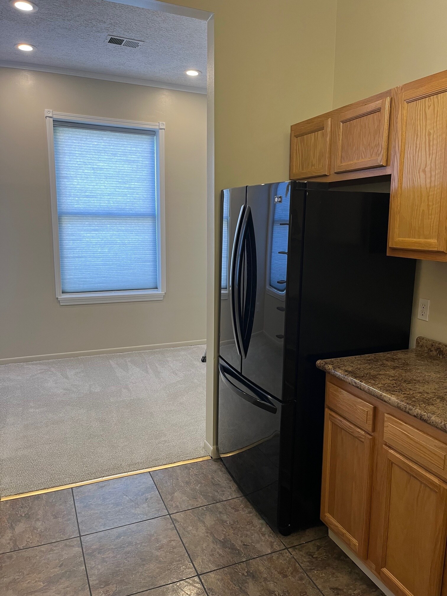 Building Photo - 1114 Bidwell St