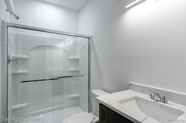 Building Photo - 31733 Gabby Ct