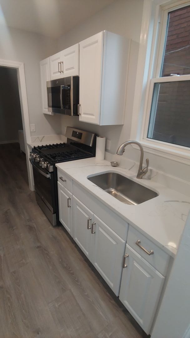 Building Photo - *Updated & Spacious 2BD/1BA First Floor apartment for rent in Mt. Washington*