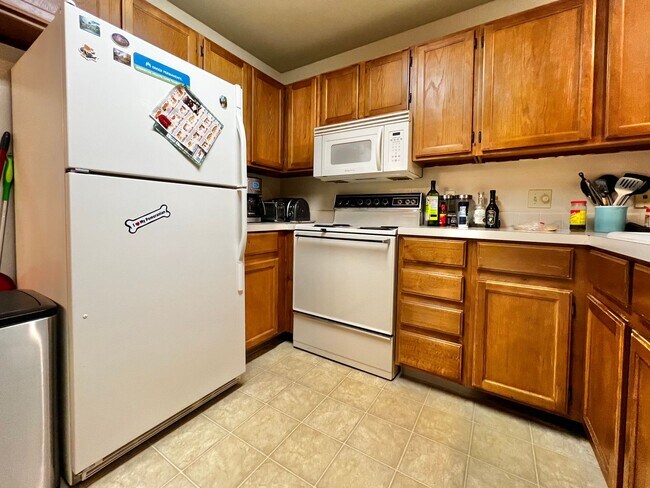Building Photo - Great 1 Bedroom 1 Bath Condo in Fort Collins