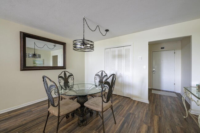 Building Photo - 1200 Marine Way