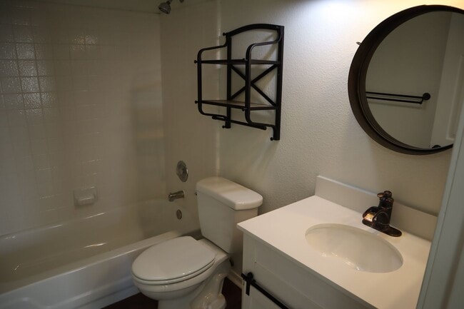 Building Photo - A Home You Have To See To Believe!!!