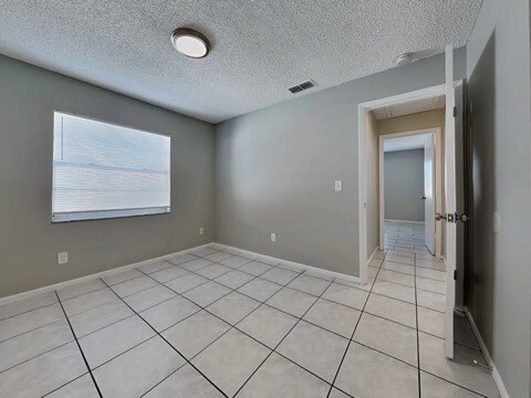 Building Photo - 2365 Coolridge Dr