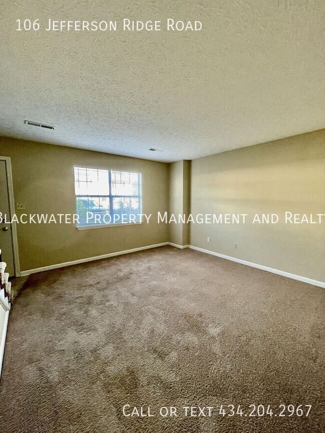 Building Photo - 106 Jefferson Ridge Rd