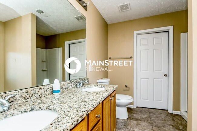 Building Photo - 1556 Marceau Dr