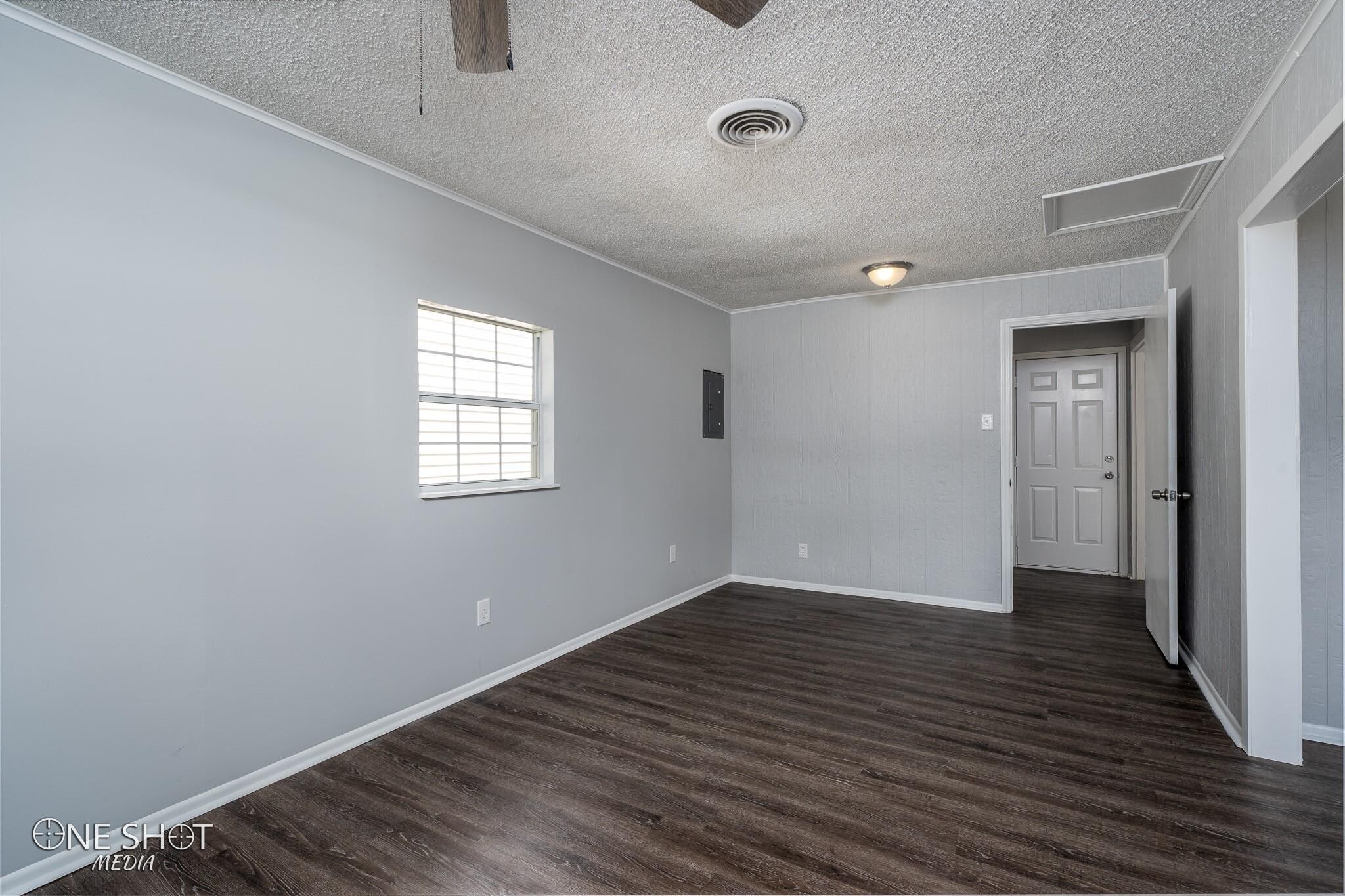 Building Photo - 2117 Yorktown Dr