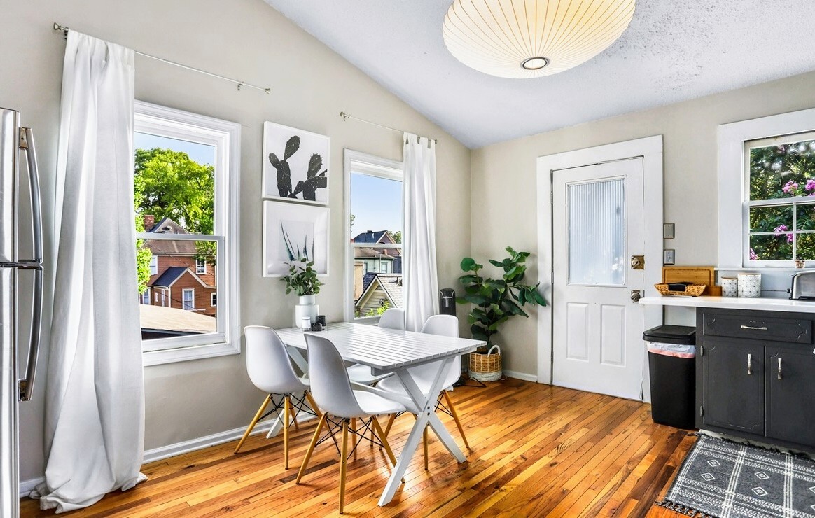 Kitchen - 66 Howell St NE