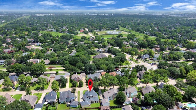 Building Photo - 10503 Great Plains Ln