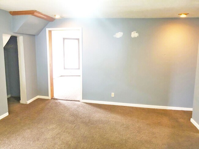 Building Photo - 7815 Jeffries Ave