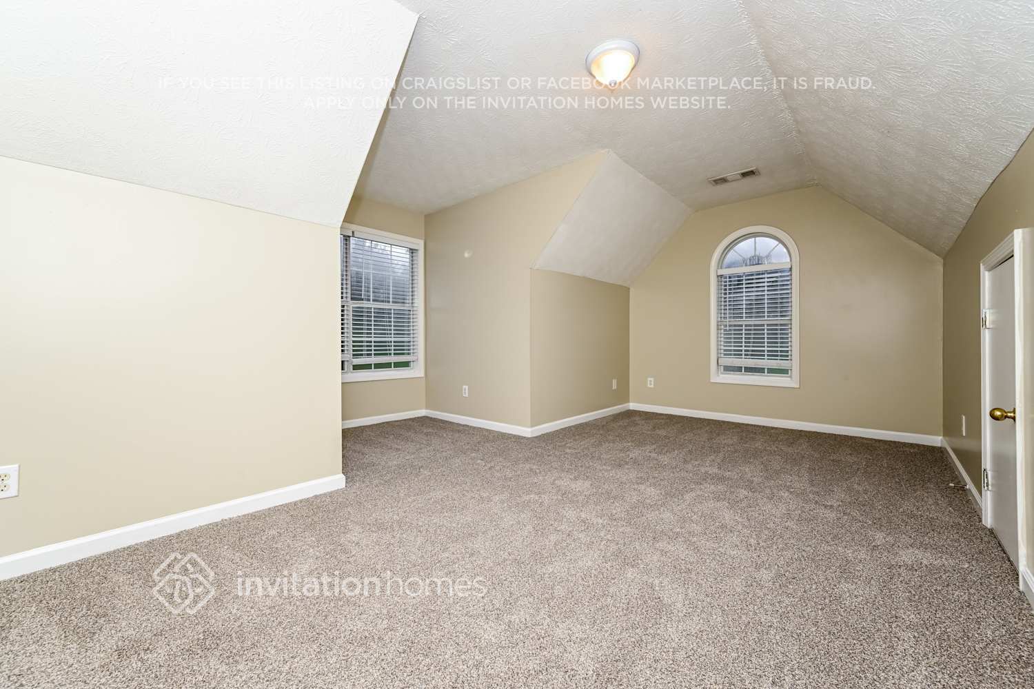 Building Photo - 115 Ashland Grove