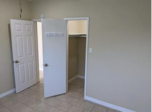 Building Photo - City Heights! RENOVATED 2-Bed, 1-Bath with  IN UNIT W/D