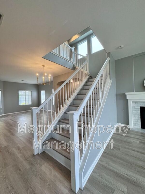 Building Photo - 32358 Gardenvail Dr