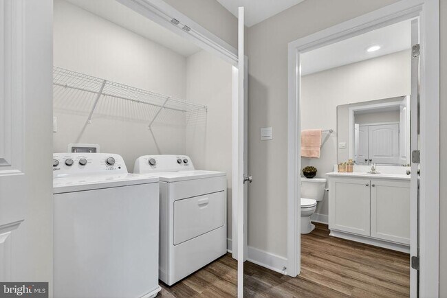 Building Photo - 37 Wisdom Ln