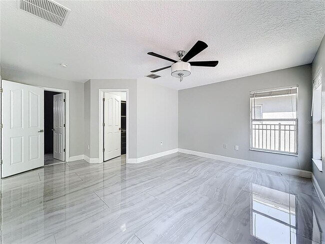 Building Photo - 12844 Oulton Cir