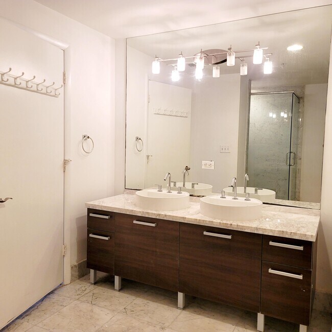 Building Photo - 244 Biscayne Blvd