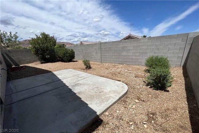 Building Photo - 9584 Bandera Creek Ave