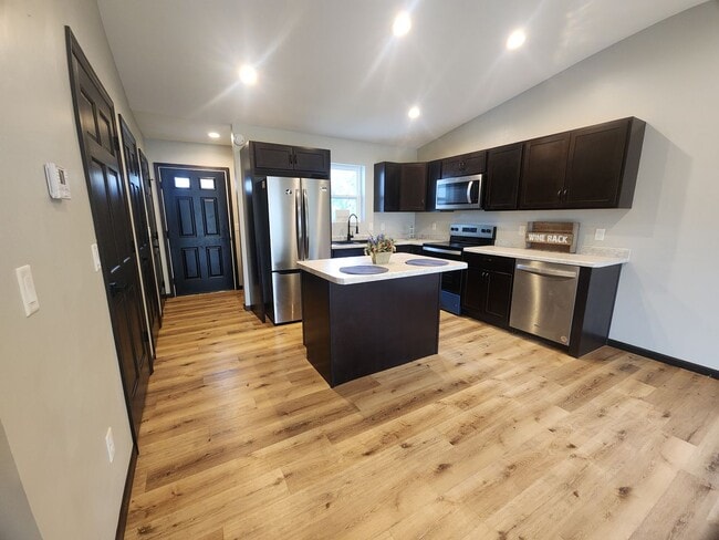 Building Photo - Newly Built 3BR/2BA Home in Oshkosh, WI