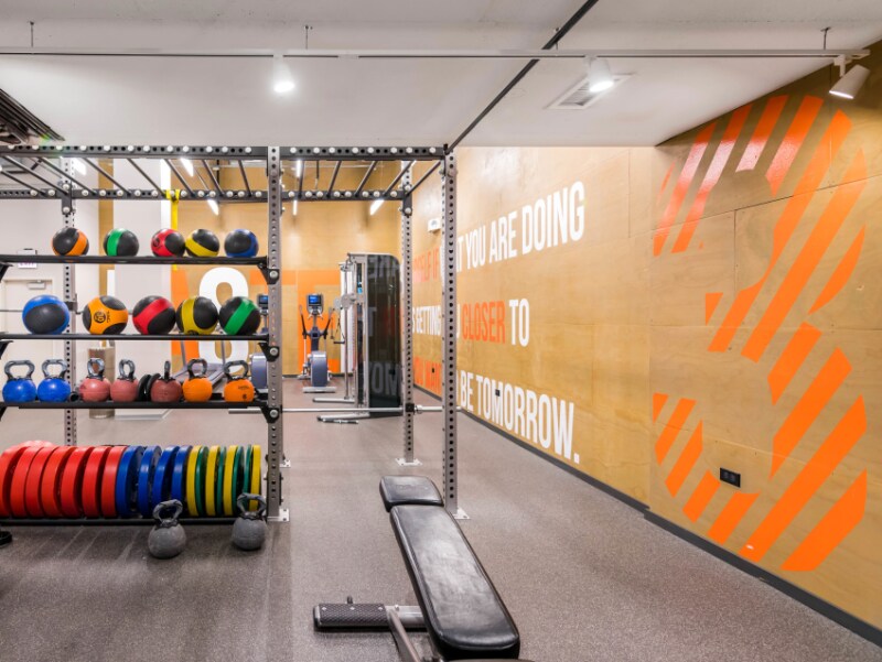 Building Photo - 2619 N Clark St