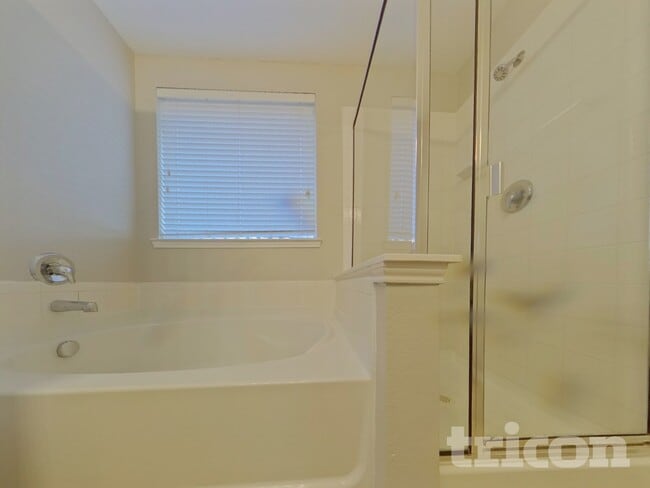 Building Photo - 13129 Padre Ave