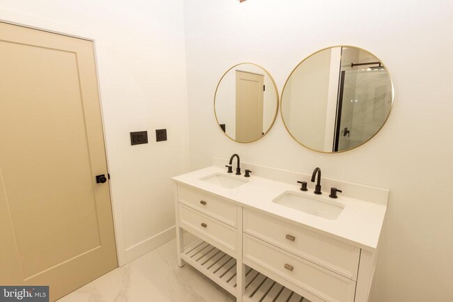 Building Photo - 2207 N 4th St