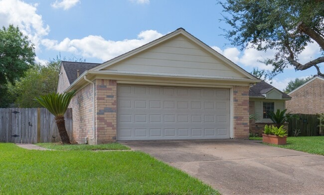 Building Photo - 4106 Kitchen Hill Ln