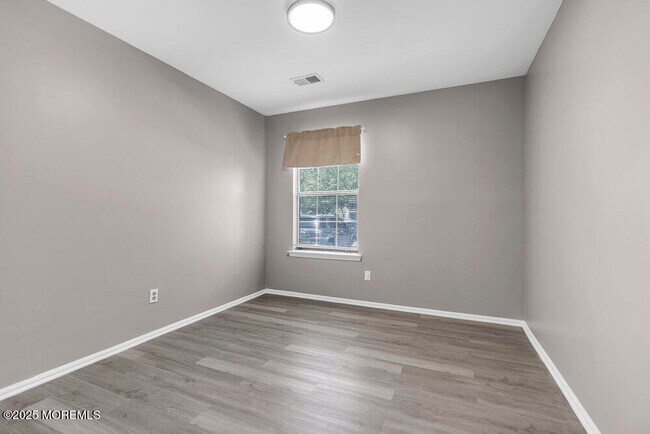 Building Photo - 2609 Lighthouse Ln