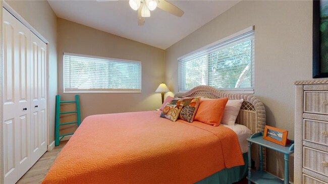 Building Photo - 7901 Boca Ciega Dr