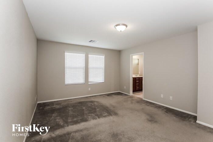 Building Photo - 1304 Hopespring Loop Ave