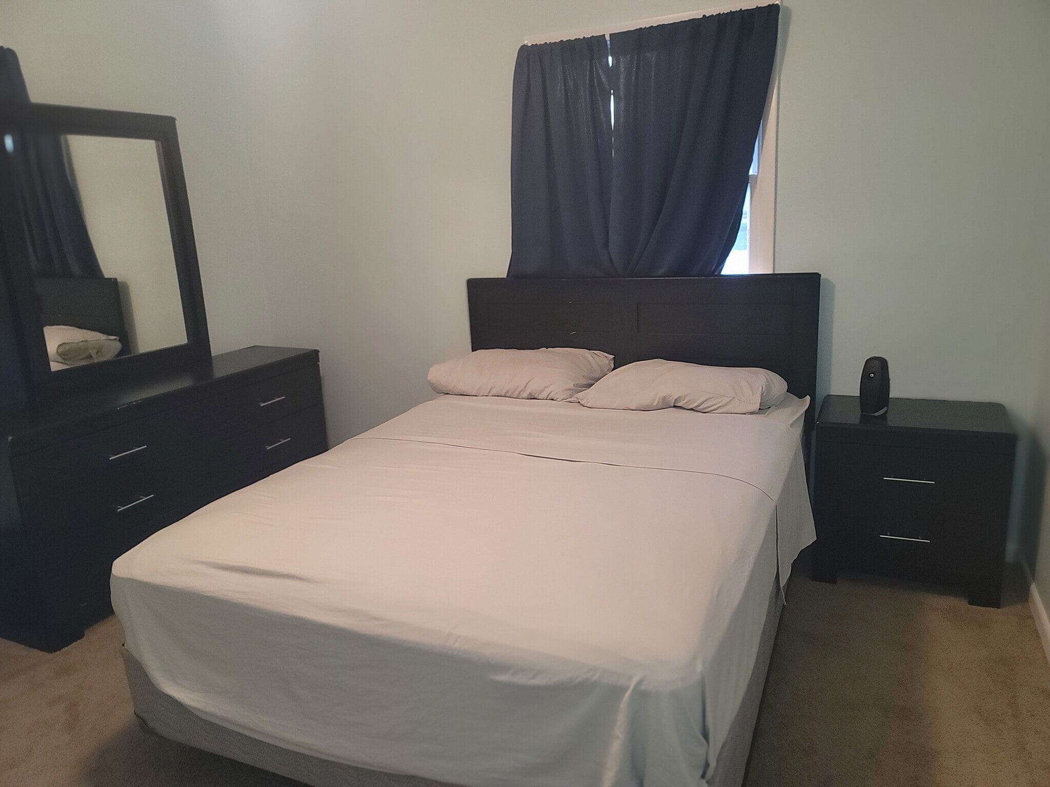 Building Photo - 810 Seymour Rd