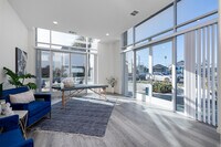 Interior Photo - 78 West