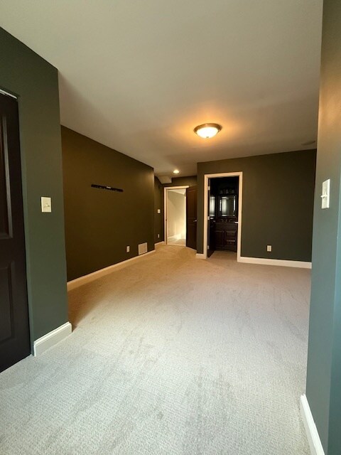 Building Photo - 2041 Mendenhall Cir