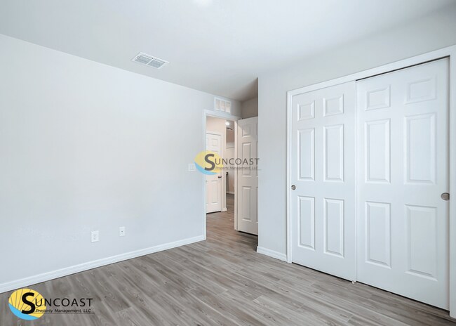 Building Photo - 3074 E Odier St