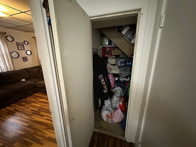 Building Photo - 41 Louis St