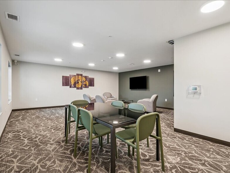 Building Photo - NEX Apartments
