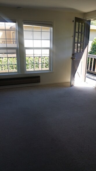 Main room - 616 Cedar St